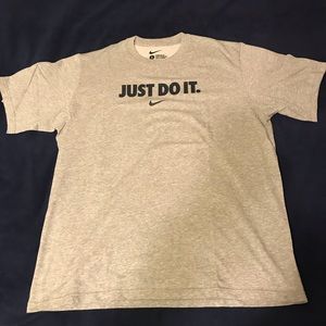 Nike t-shirt